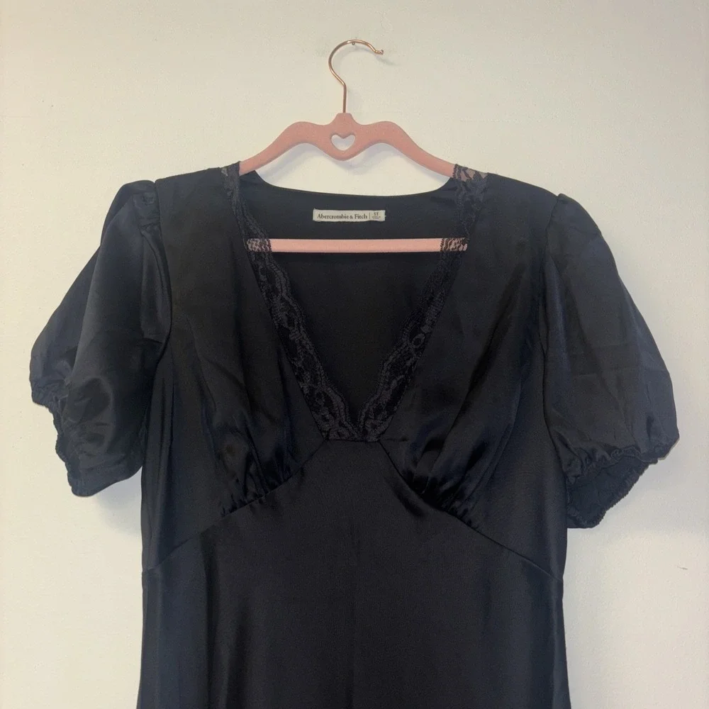 Abercrombie Fitch Black Lace Trim V Neck Puff Sleeve‎ Maxi Dress ST
